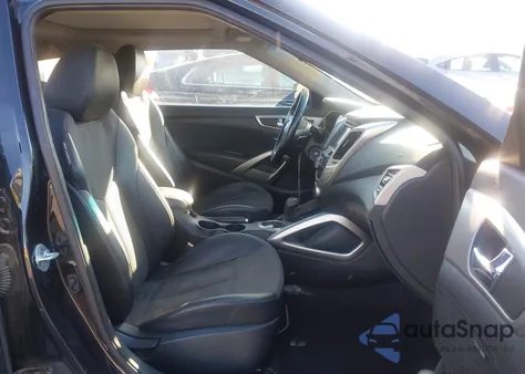 2014 Hyundai Veloster Base W/Black z USA, uszkodzony, nr VIN KMHTC6AD3EU215456